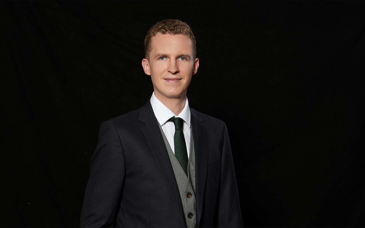 Thank God it's Friday Late - Meet Julian Trevelyan